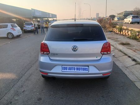 2018-Volkswagen-Polo-Vivo-14_15