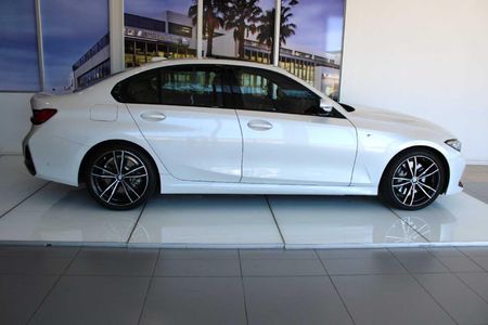 2024-BMW-3-Series-330i-M-Sport-Auto_3