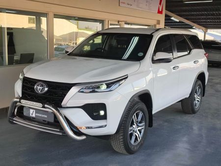 2023-Toyota-Fortuner-24-GD-6-Raised-Body_2