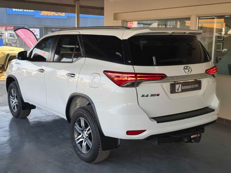 2023-Toyota-Fortuner-24-GD-6-Raised-Body_4