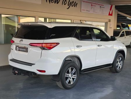 2023-Toyota-Fortuner-24-GD-6-Raised-Body_6