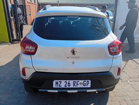 2023-Renault-Kwid-10-Climber-Auto_5
