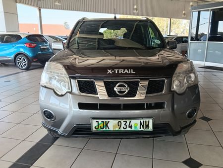 2012-Nissan-X-Trail-20-dCi-4x2-XE_1
