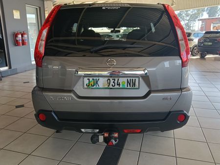 2012-Nissan-X-Trail-20-dCi-4x2-XE_5