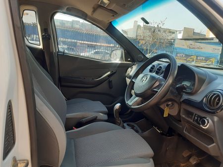 2016-Chevrolet-Utility-14-Sport_4