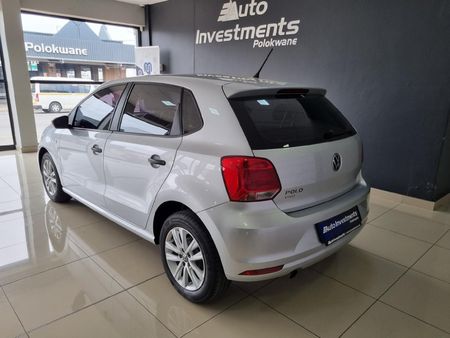 2022-Volkswagen-Polo-Vivo-14-Trendline-5-dr_13