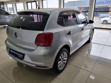 2022-Volkswagen-Polo-Vivo-14-Trendline-5-dr_15