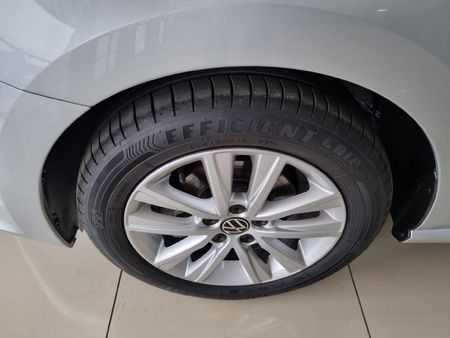 2022-Volkswagen-Polo-Vivo-14-Trendline-5-dr_4