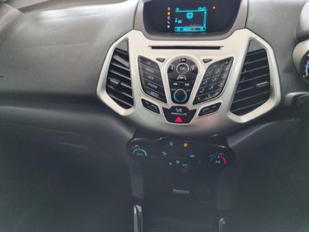 2016-Ford-EcoSport-10-EcoBoost-Titanium_12