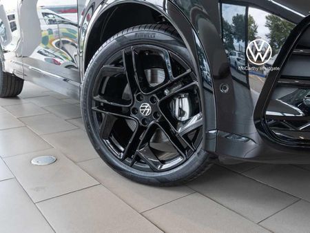 2026-Volkswagen-Tiguan-20-TSI-R-Line-4Motion-Auto_10
