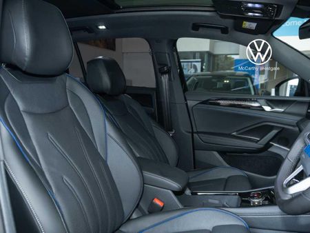 2026-Volkswagen-Tiguan-20-TSI-R-Line-4Motion-Auto_13
