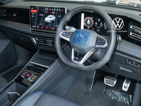 2026-Volkswagen-Tiguan-20-TSI-R-Line-4Motion-Auto_15