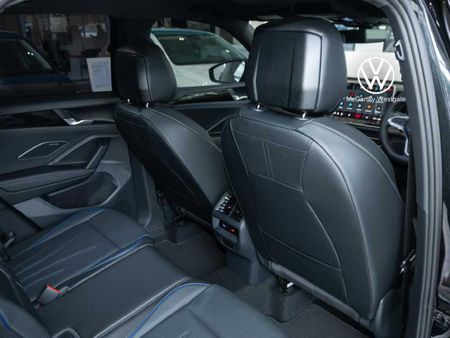 2026-Volkswagen-Tiguan-20-TSI-R-Line-4Motion-Auto_16