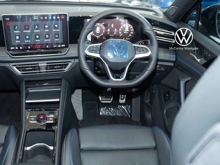 2026-Volkswagen-Tiguan-20-TSI-R-Line-4Motion-Auto_21