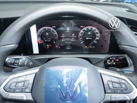 2026-Volkswagen-Tiguan-20-TSI-R-Line-4Motion-Auto_29