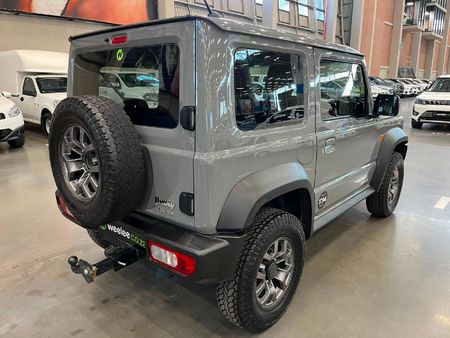 2024-Suzuki-Jimny-15-GLX-Auto_2