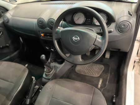 2021-Nissan-NP200-15-dCi-Safety-Pack_9