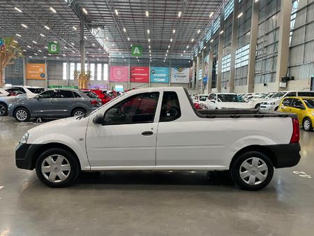 2021-Nissan-NP200-15-dCi-Safety-Pack_5