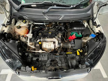 2017-Ford-EcoSport-15-TDCi-Titanium_12
