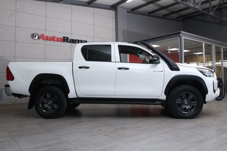 2022-Toyota-Hilux-24-GD-6-Raider-4x4-Auto-Double-Cab_3