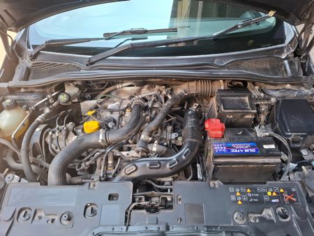 2019-Renault-Clio-IV-900T-Dynamique-5-dr-66kW_13