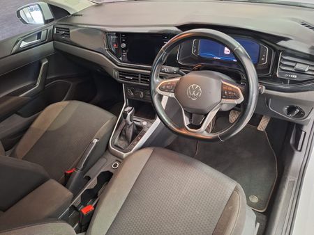 2024-Volkswagen-Polo-10-TSI-Life-Auto-DSG_9
