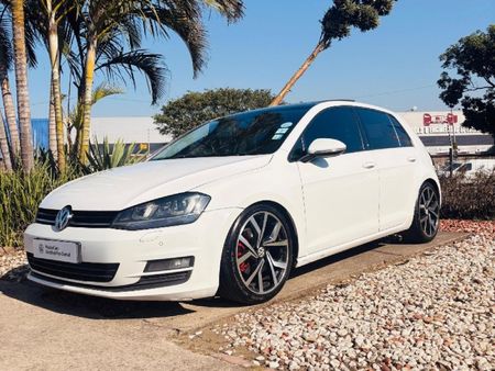 2017-Volkswagen-Golf-VII-14-TSI-Comfortline_8