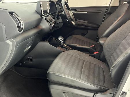 2023-Kia-Sonet-15-EX-CVT_5