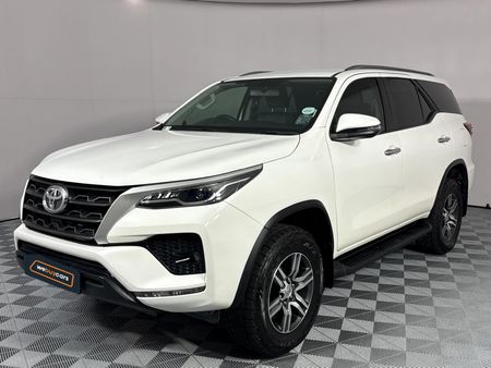 2021-Toyota-Fortuner-24-GD-6-Raised-Body-Auto_0