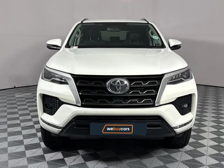 2021-Toyota-Fortuner-24-GD-6-Raised-Body-Auto_13