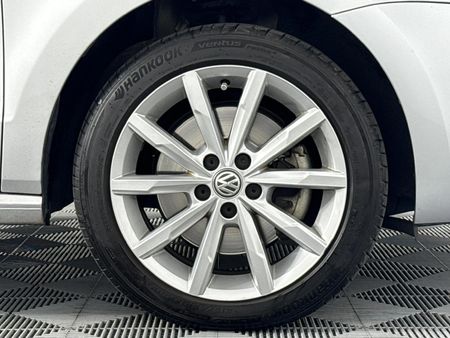 2017-Volkswagen-Polo-12-TSI-Highline-Auto-81kW_5