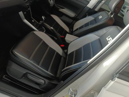 2025-Volkswagen-Polo-10-TSI-Life_20