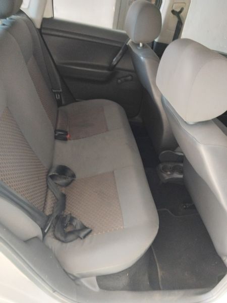 2012-Volkswagen-Polo-Vivo-14-Trendline_9