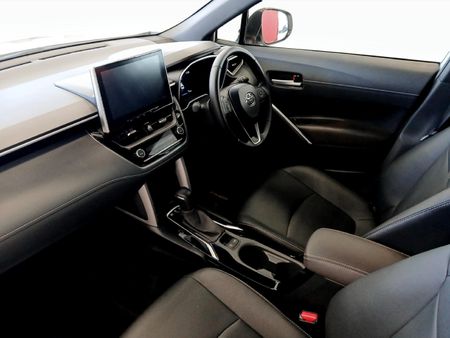2026-Toyota-Corolla-Cross-18-XS-Hybrid_6