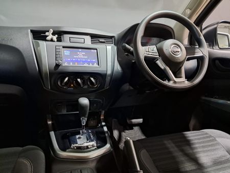 2025-Nissan-Navara-25-DDTi-SE-Auto-Double-Cab_9
