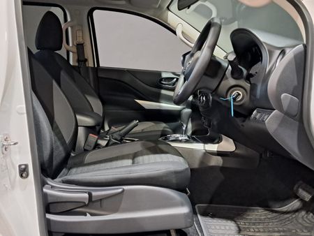 2025-Nissan-Navara-25-DDTi-SE-Auto-Double-Cab_14