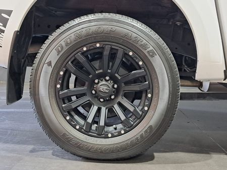 2025-Nissan-Navara-25-DDTi-SE-Auto-Double-Cab_20