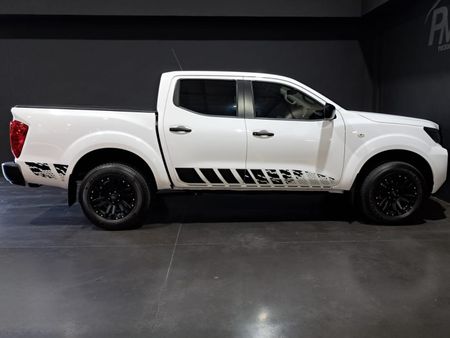 2025-Nissan-Navara-25-DDTi-SE-Auto-Double-Cab_4