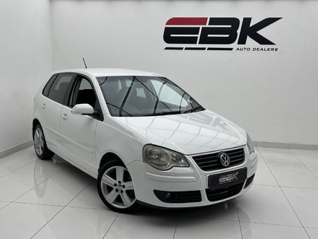 2006-Volkswagen-Polo-16-Comfortline_0