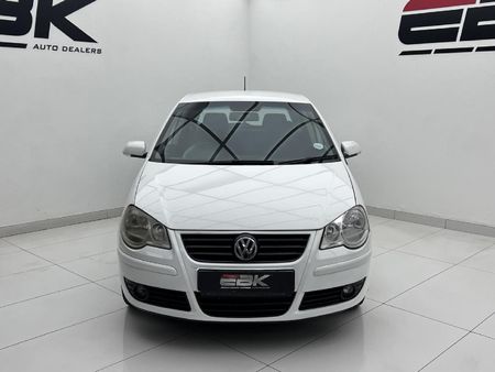 2006-Volkswagen-Polo-16-Comfortline_1
