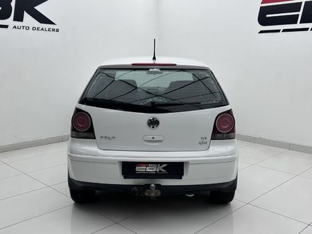 2006-Volkswagen-Polo-16-Comfortline_4