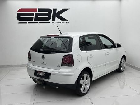 2006-Volkswagen-Polo-16-Comfortline_5