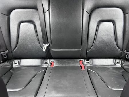 2016-Audi-A4-18-T-S-Auto_11