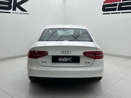 2016-Audi-A4-18-T-S-Auto_3