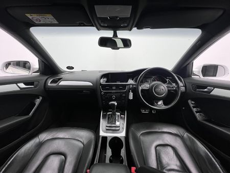 2016-Audi-A4-18-T-S-Auto_8