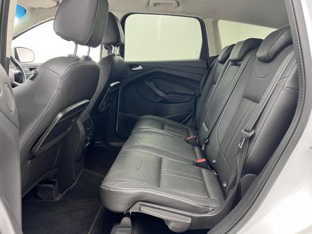 2015-Ford-Kuga-15-EcoBoost-Trend_9