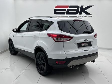 2015-Ford-Kuga-15-EcoBoost-Trend_2