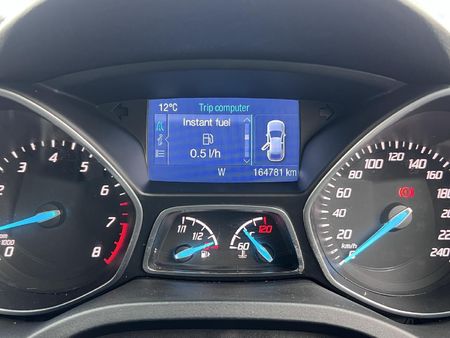 2015-Ford-Kuga-15-EcoBoost-Trend_7