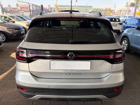 2022-Volkswagen-T-Cross-10-TSI-Comfortline-Auto_4