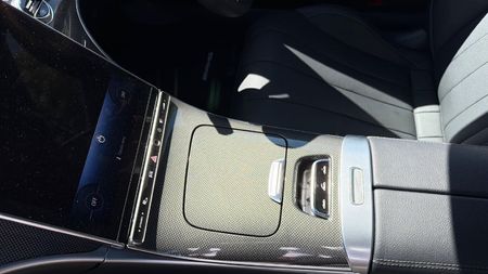 2026-Mercedes-Benz-CLE-200-Cabriolet_8